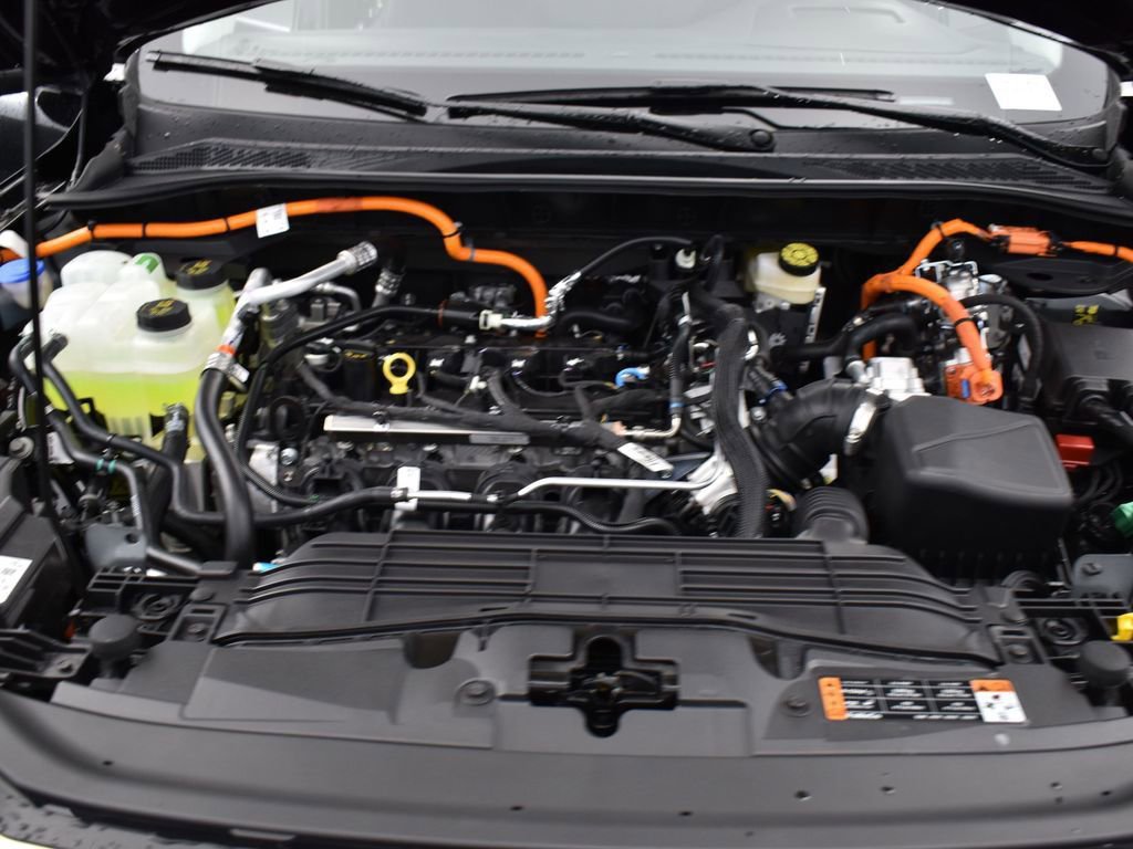 New 2025 Ford Escape SE w/ PHEV Premium Package FWD image 19
