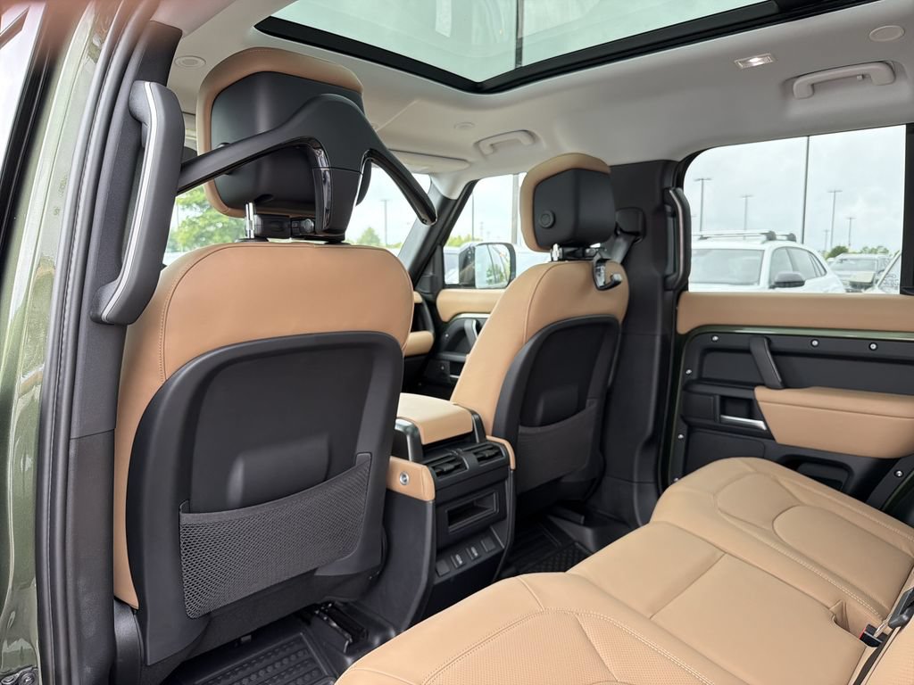 New 2026 Land Rover Defender 110 S AWD/4WD image 11
