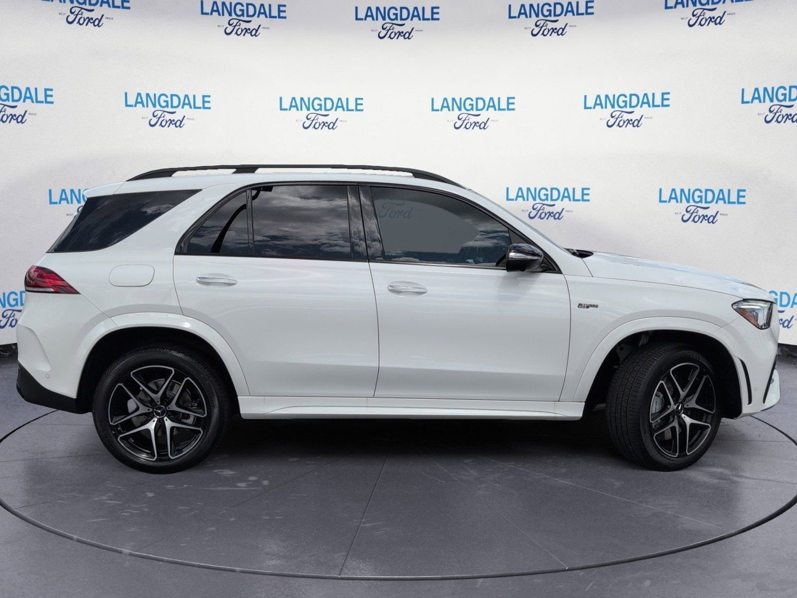 Used 2021 Mercedes-Benz GLE 53 AMG 4MATIC image 3