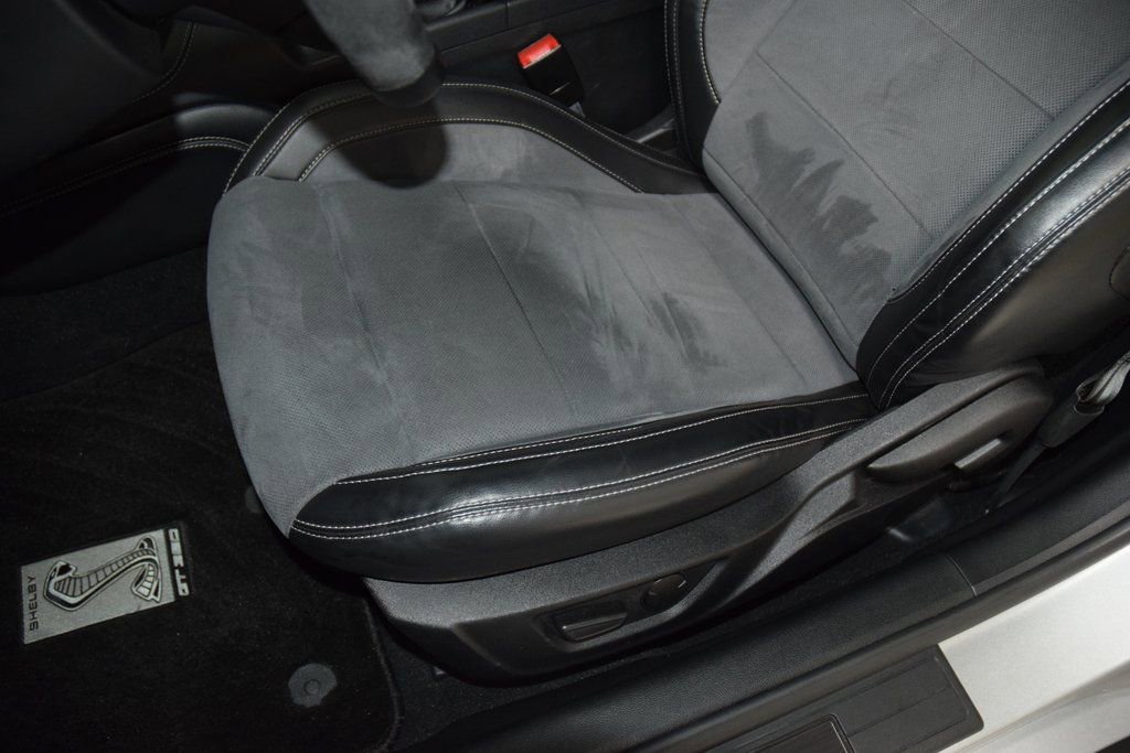 Used 2020 Ford Mustang Shelby GT350 w/ Technology Package image 39