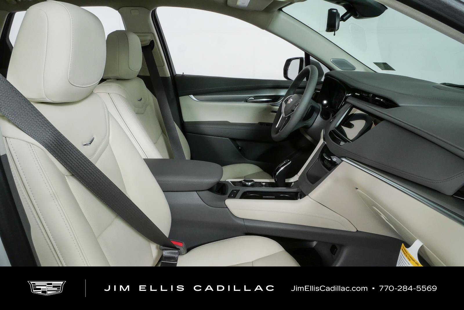 New 2026 Cadillac XT5 Premium Luxury w/ Driver Assist Package FWD image 23