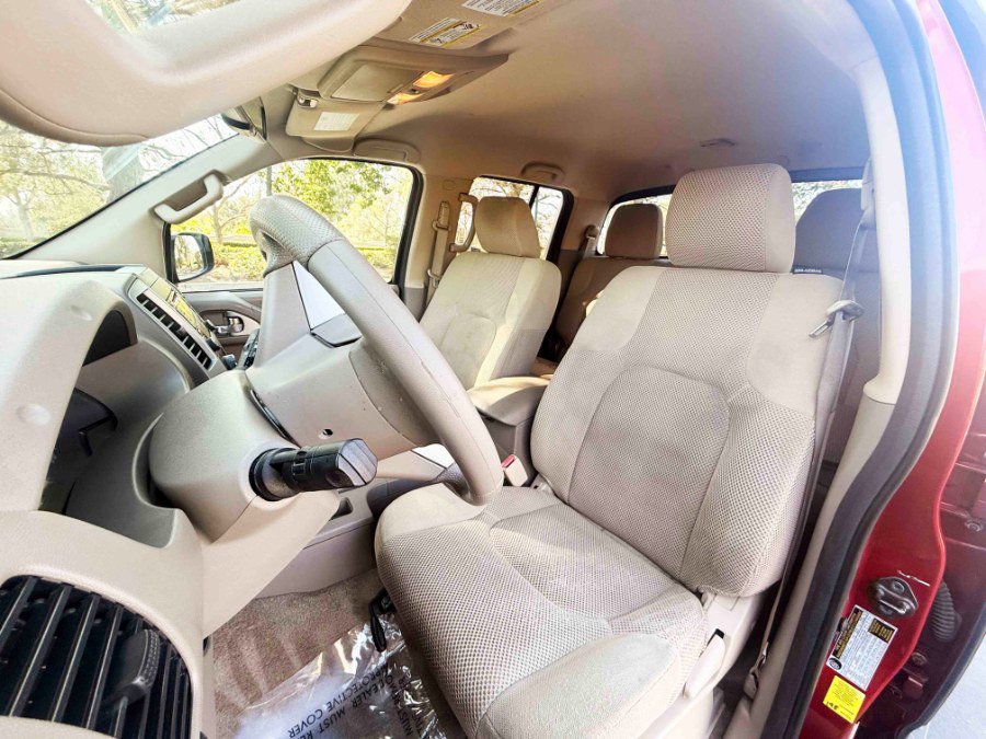 Used 2015 Nissan Frontier SV w/ SV Value Truck Package image 17