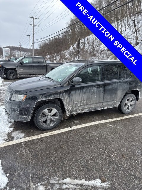 Used 2016 Jeep Compass Latitude image 13