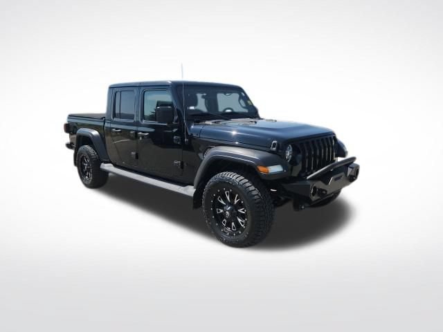 Used 2020 Jeep Gladiator Sport w/ Technology Group AWD/4WD image 21