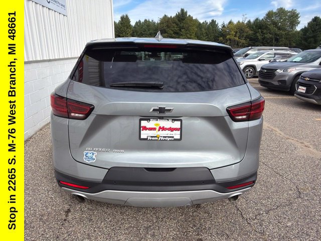 Used 2025 Chevrolet Blazer LT w/ Driver Confidence Package AWD/4WD image 10
