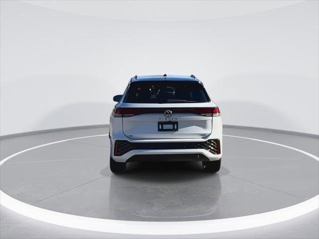 New 2025 Volkswagen Tiguan SE R-Line image 7