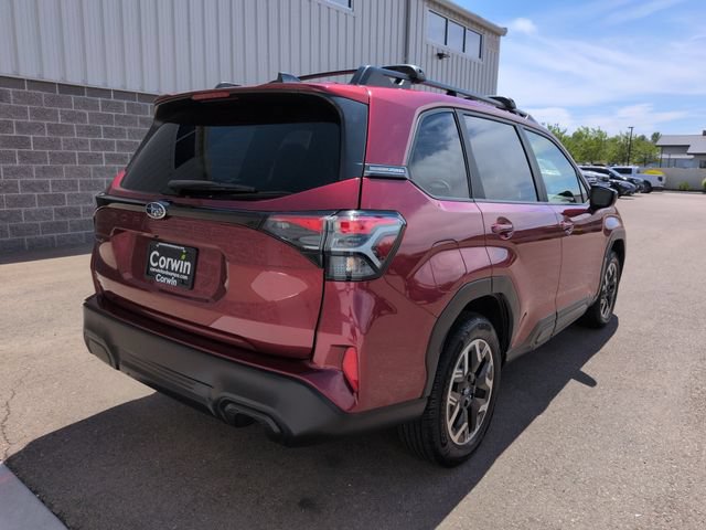 Used 2025 Subaru Forester Premium w/ Convenience Package #1 AWD/4WD image 3