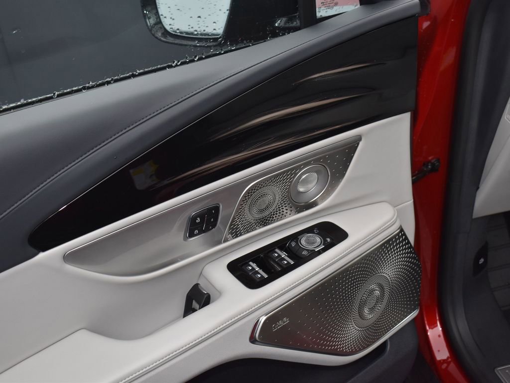 New 2026 Lincoln Nautilus Reserve image 9