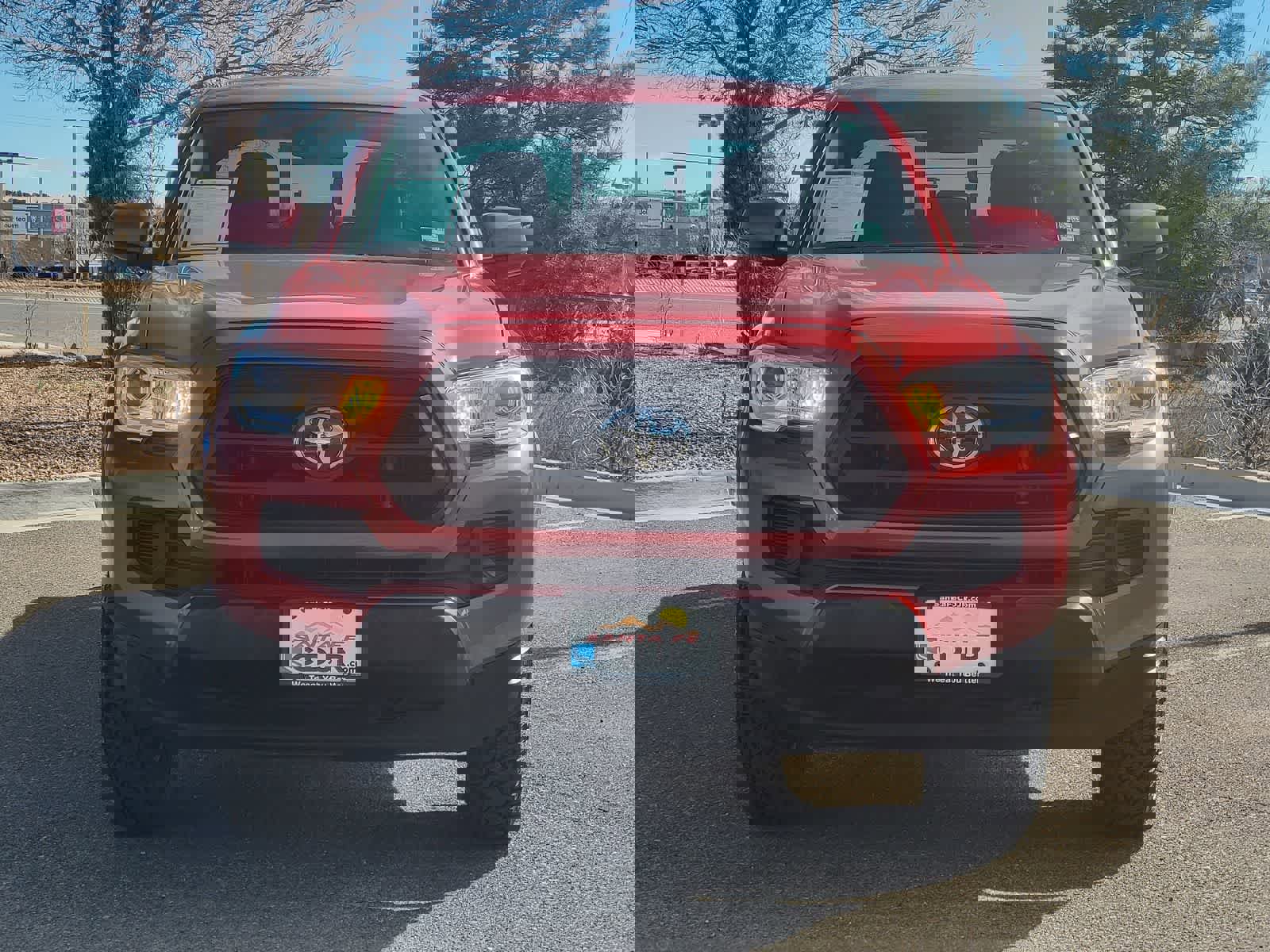 Used 2022 Toyota Tacoma SR video 2