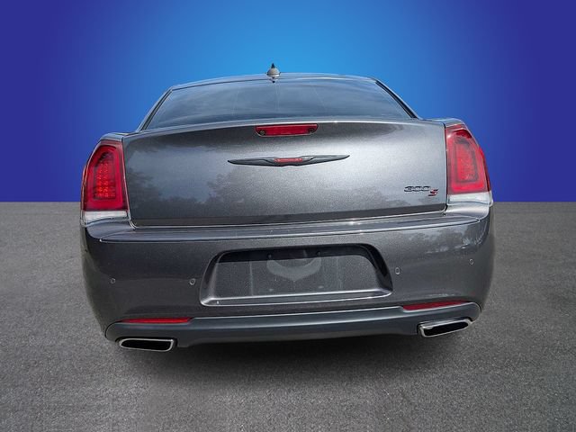 Used 2022 Chrysler 300 S RWD image 4
