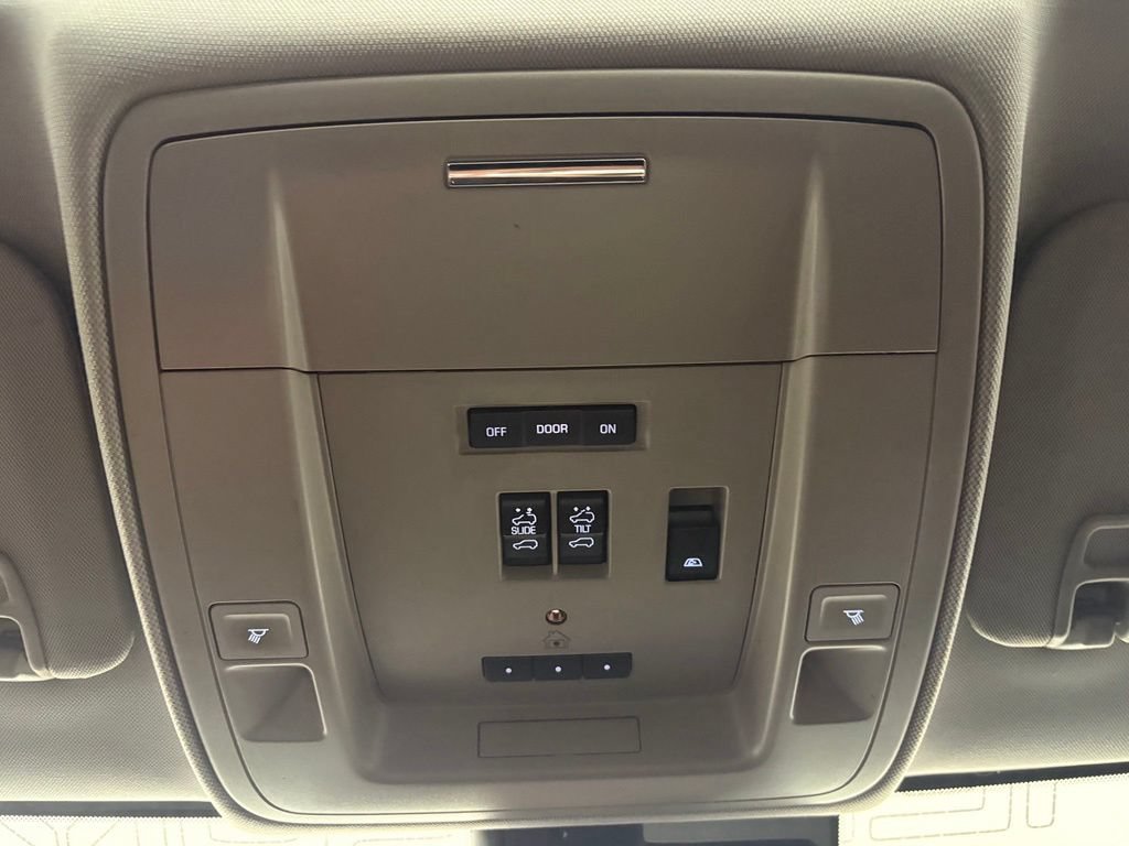 Used 2015 GMC Sierra 2500 SLT w/ Duramax Plus Package AWD/4WD image 35