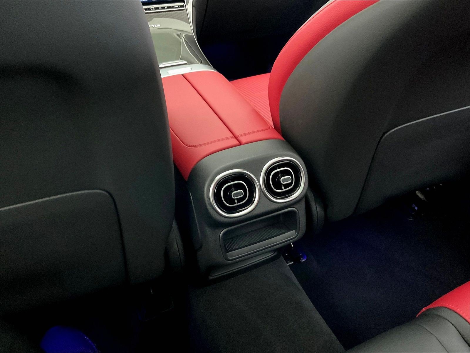Certified 2025 Mercedes-Benz GLC 43 AMG 4MATIC image 10
