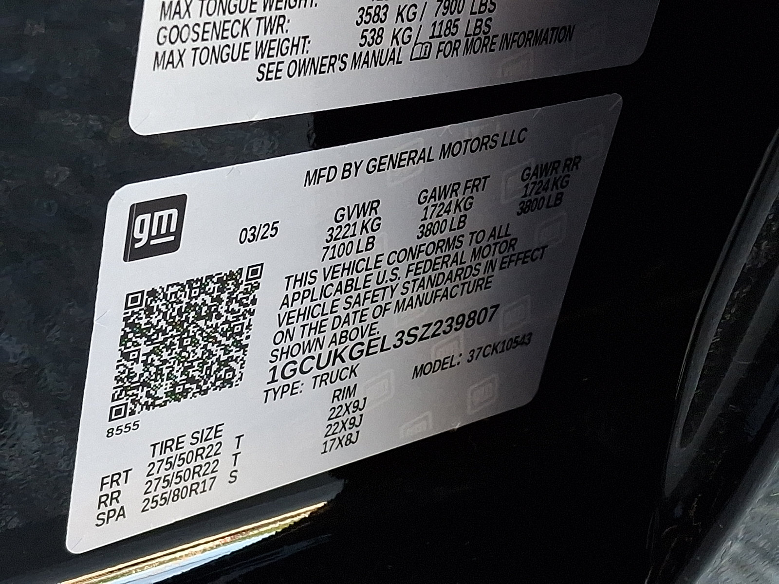 Certified 2025 Chevrolet Silverado 1500 LTZ w/ Technology Package AWD/4WD image 29