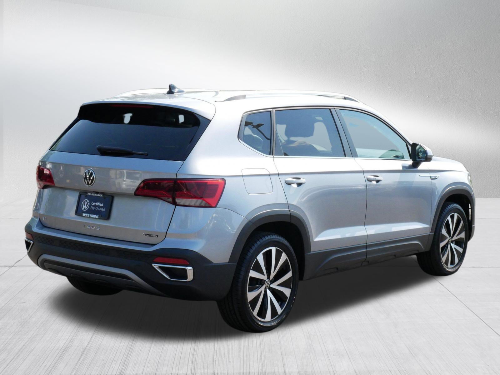 Certified 2022 Volkswagen Taos SE AWD/4WD image 7