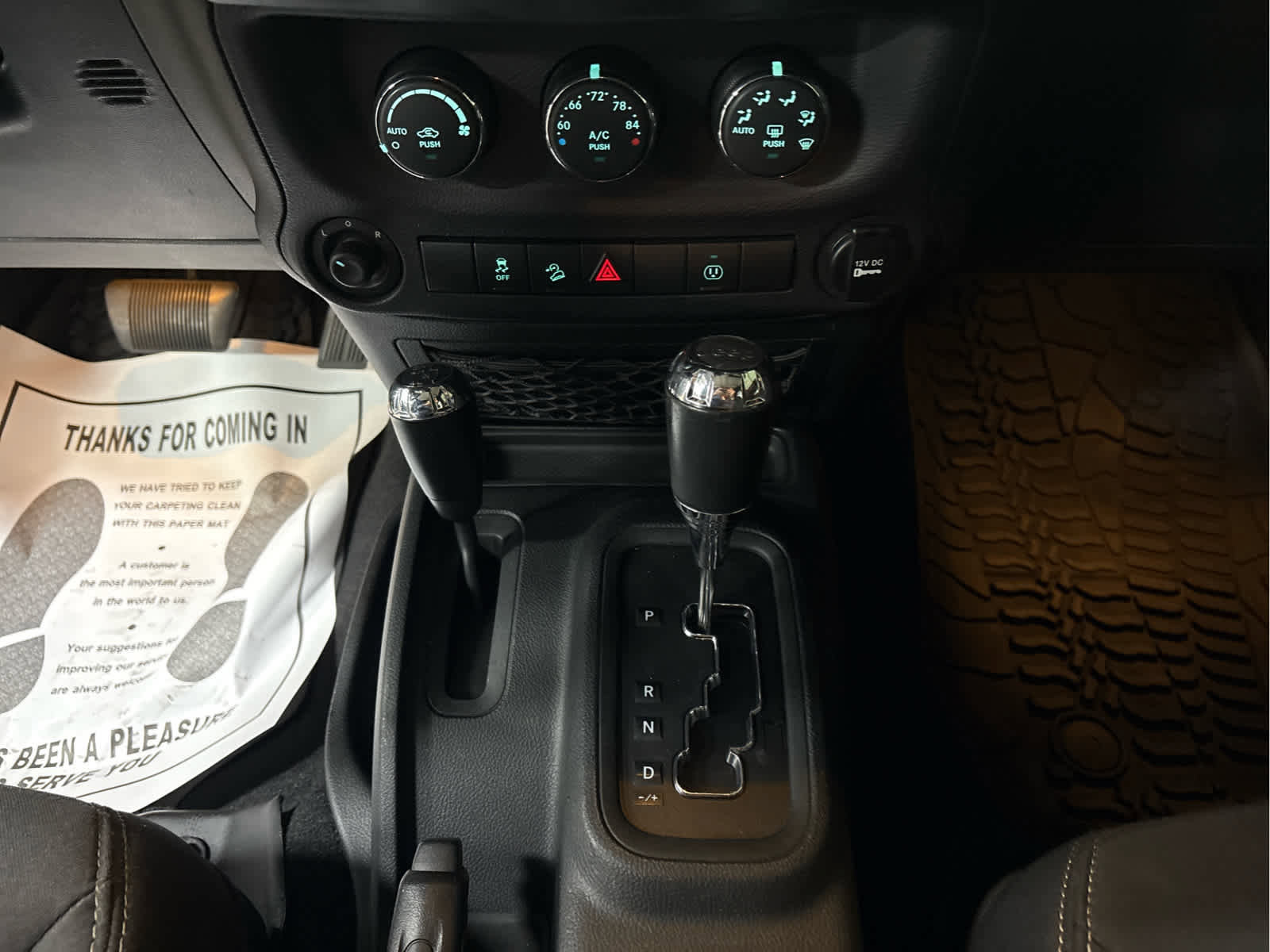 Used 2014 Jeep Wrangler Unlimited Sahara w/ Connectivity Group image 16