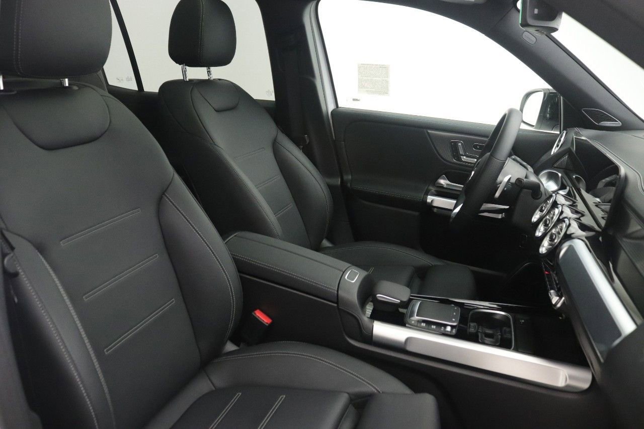 Certified 2023 Mercedes-Benz EQB 250+ image 31