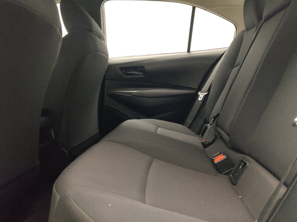 Used 2022 Toyota Corolla LE FWD image 18