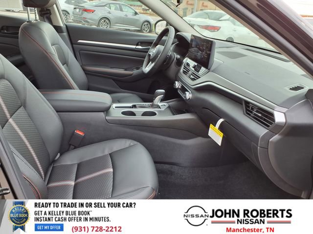 New 2026 Nissan Altima 2.5 SR w/ SR Midnight Edition Package image 20
