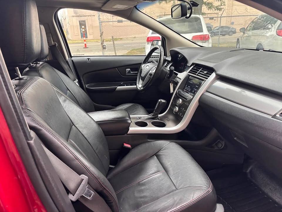 Used 2011 Ford Edge SEL w/ Canadian Comfort Pkg FWD image 5