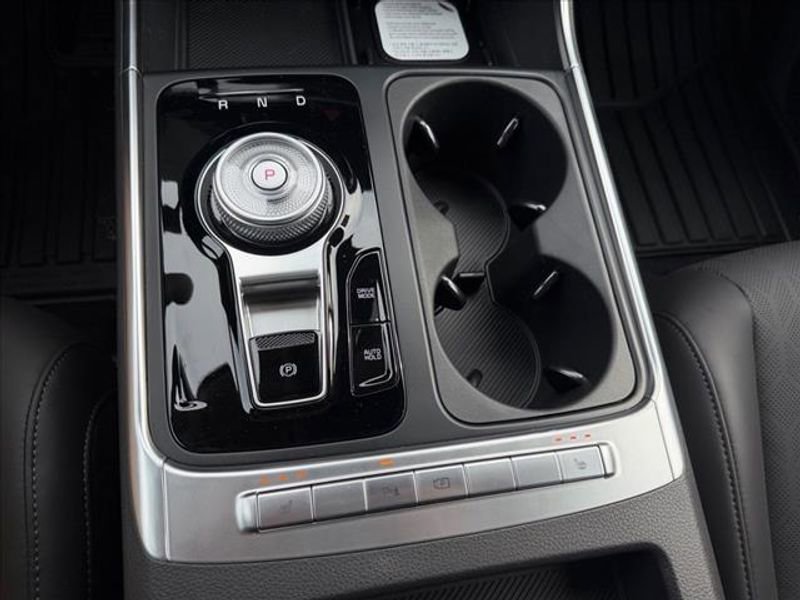 New 2026 Kia Carnival EX image 22