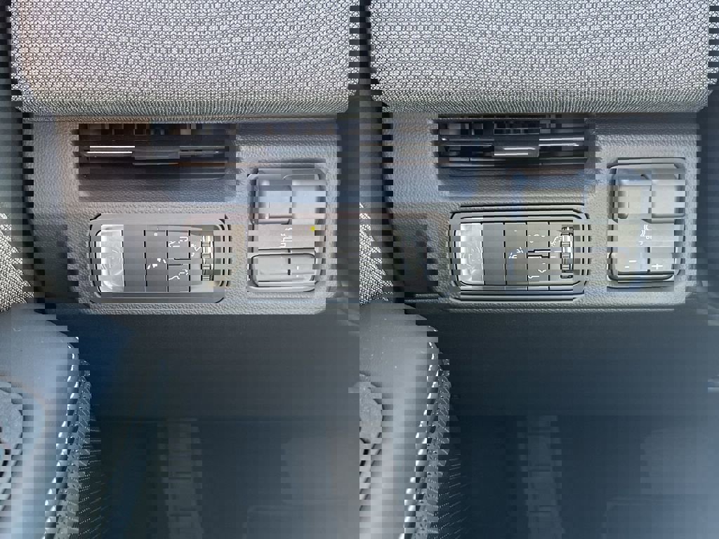 New 2026 GMC Sierra EV Elevation image 17