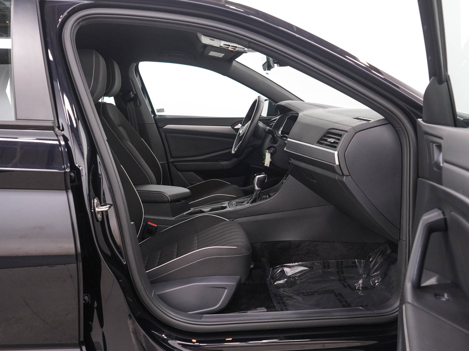 Used 2023 Volkswagen Jetta Sport FWD image 11
