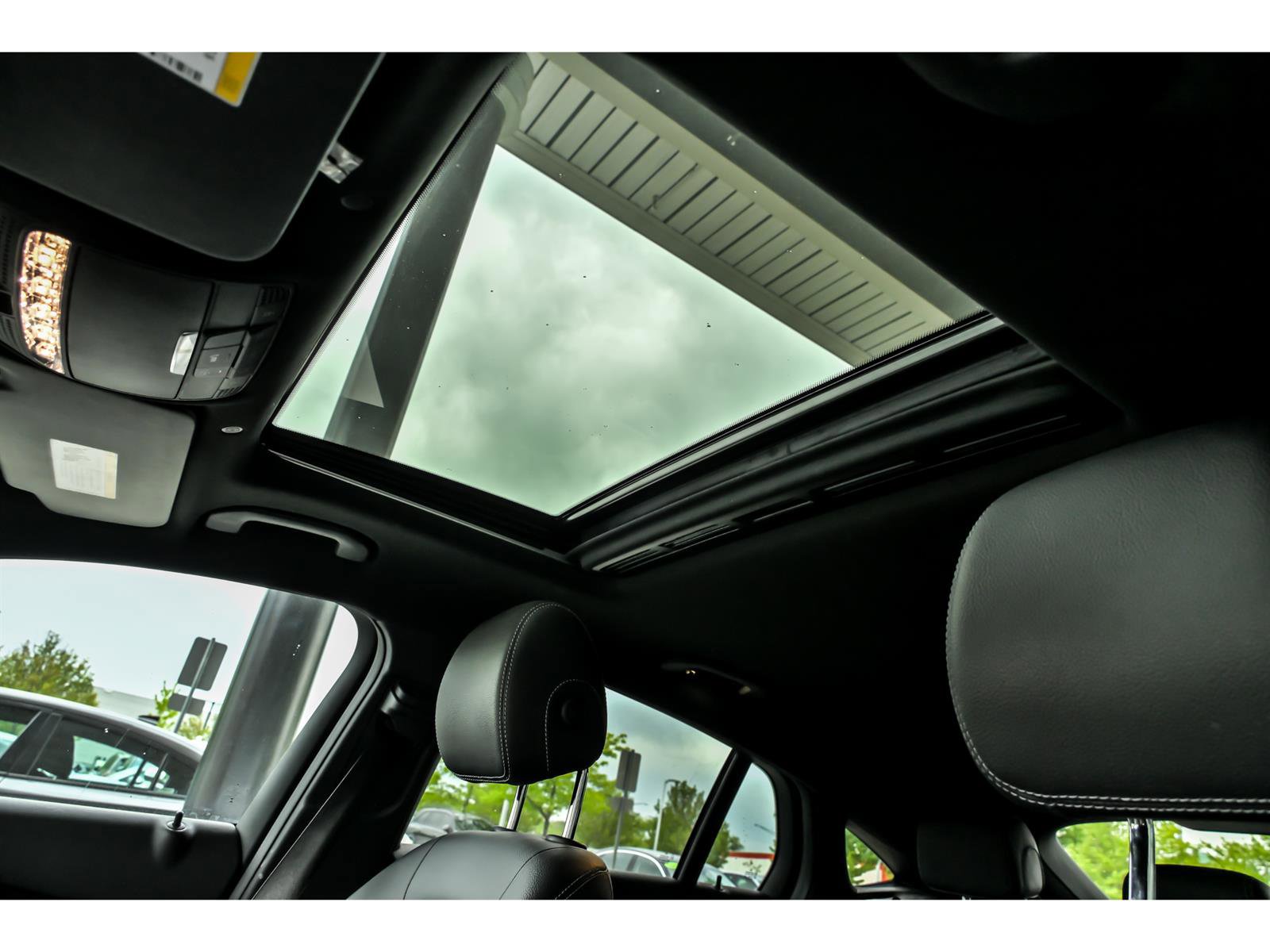 Used 2020 Mercedes-Benz GLC 300 4MATIC Coupe image 13