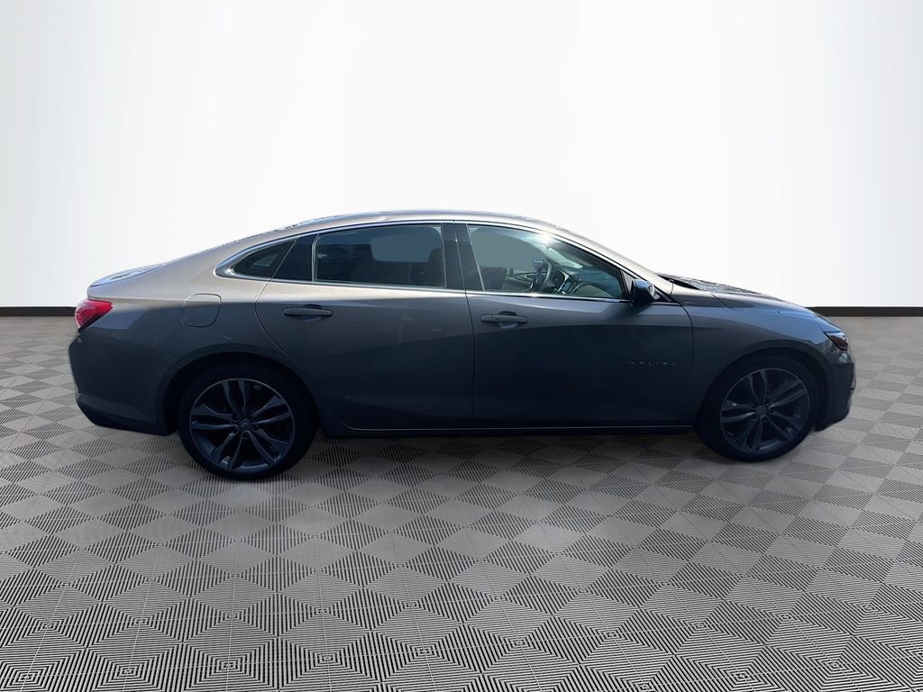 Used 2022 Chevrolet Malibu LT FWD image 33