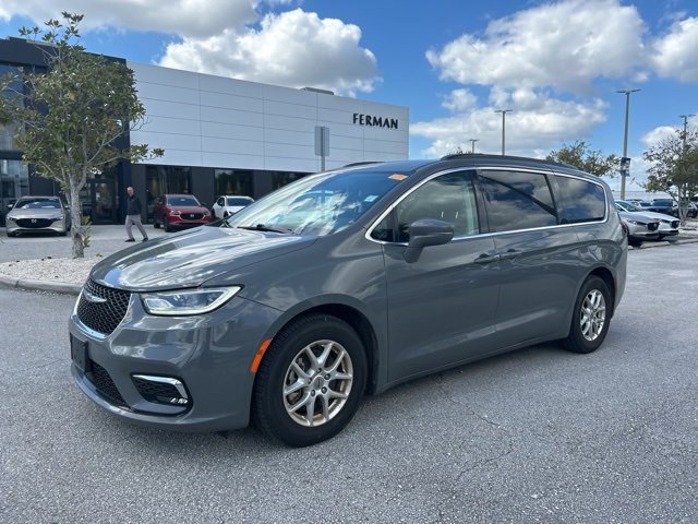 Used 2022 Chrysler Pacifica Touring-L