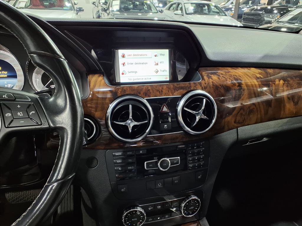 Used 2014 Mercedes-Benz GLK 350 4MATIC image 11