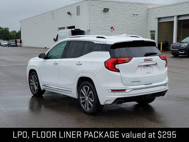 Used 2020 GMC Terrain Denali w/ LPO, Floor Liner Package FWD image 3
