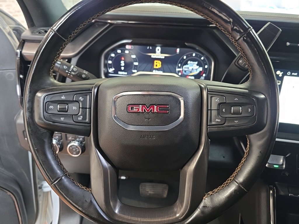 Used 2024 GMC Sierra 2500 AT4 w/ Technology Package image 17