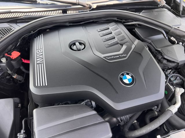 Used 2020 BMW 330i Sedan w/ M Sport Package RWD image 32