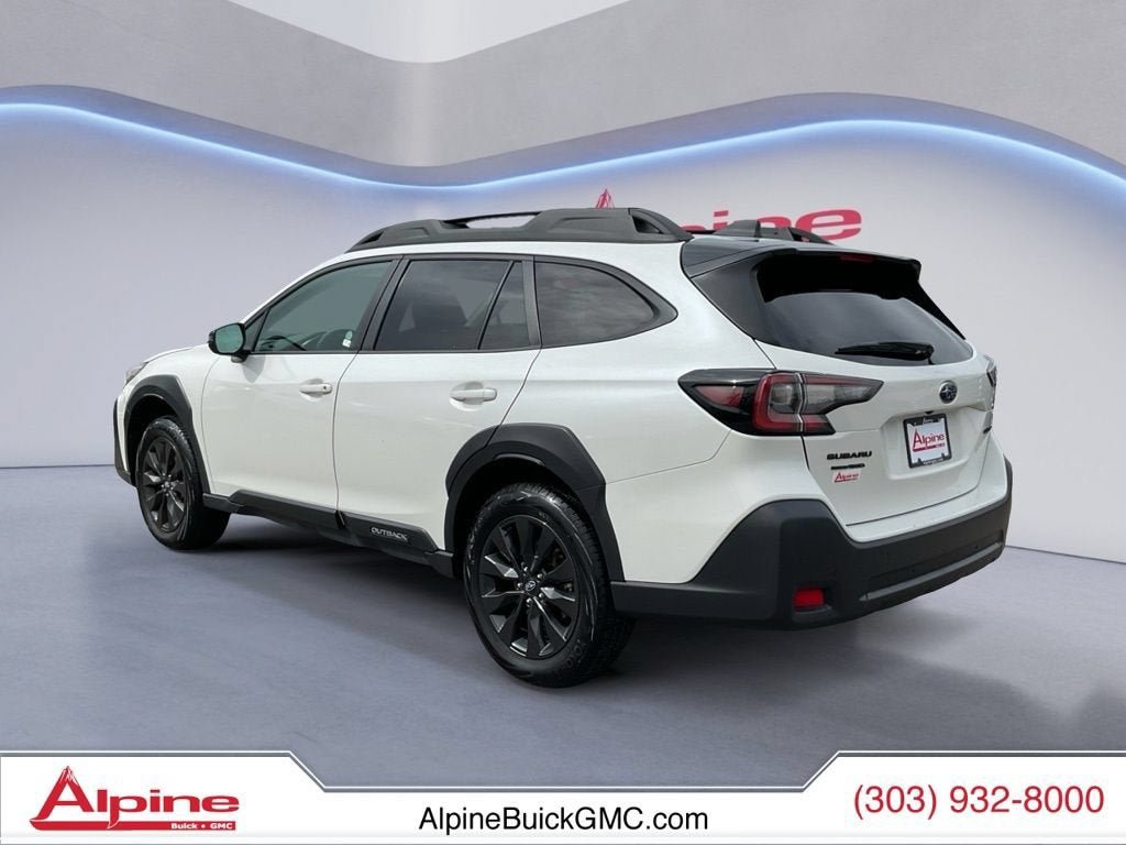 Used 2025 Subaru Outback Onyx Edition AWD/4WD image 3