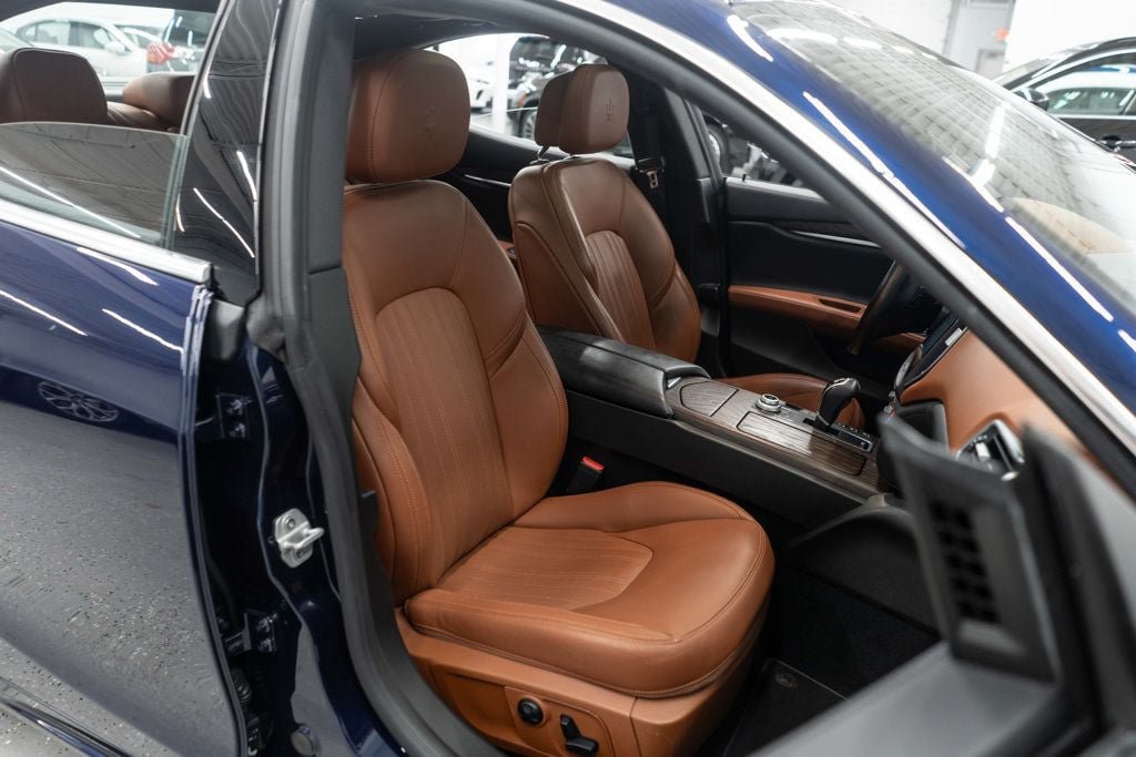 Used 2018 Maserati Ghibli S GranLusso RWD image 10