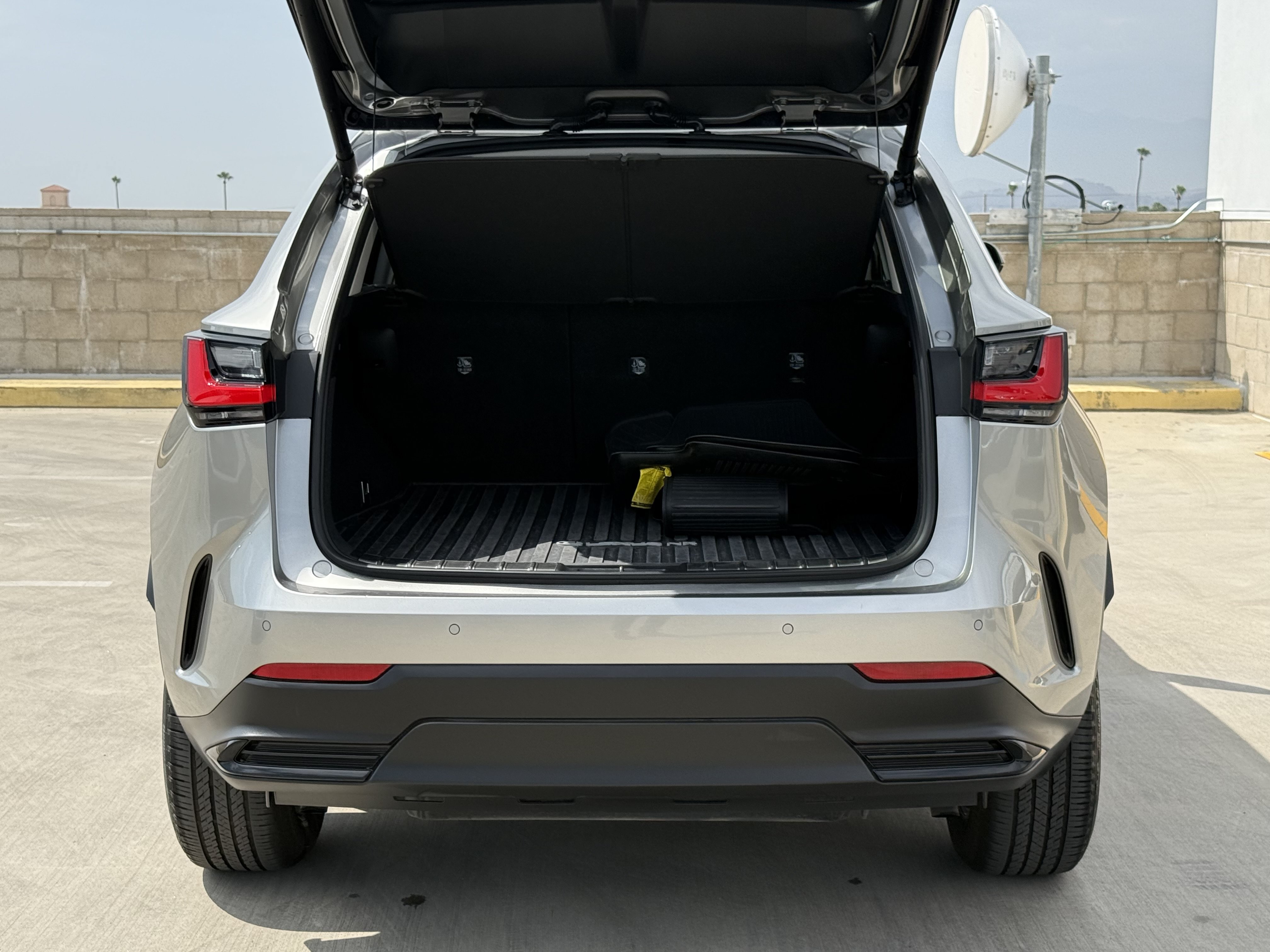 Certified 2025 Lexus NX 350h AWD w/ Accessory Package (2T) image 14