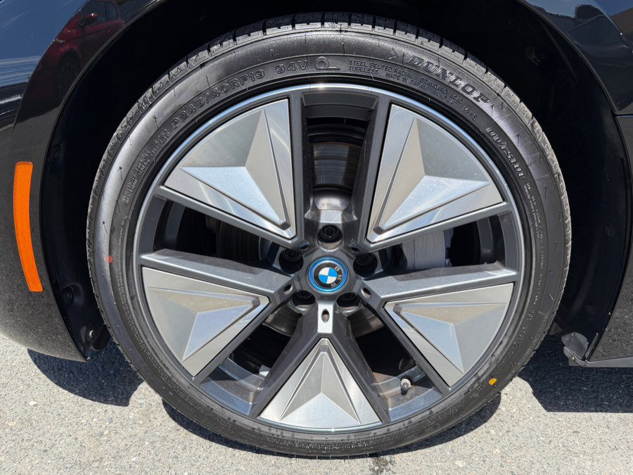 Used 2022 BMW i4 eDrive40 w/ Premium Package RWD image 56