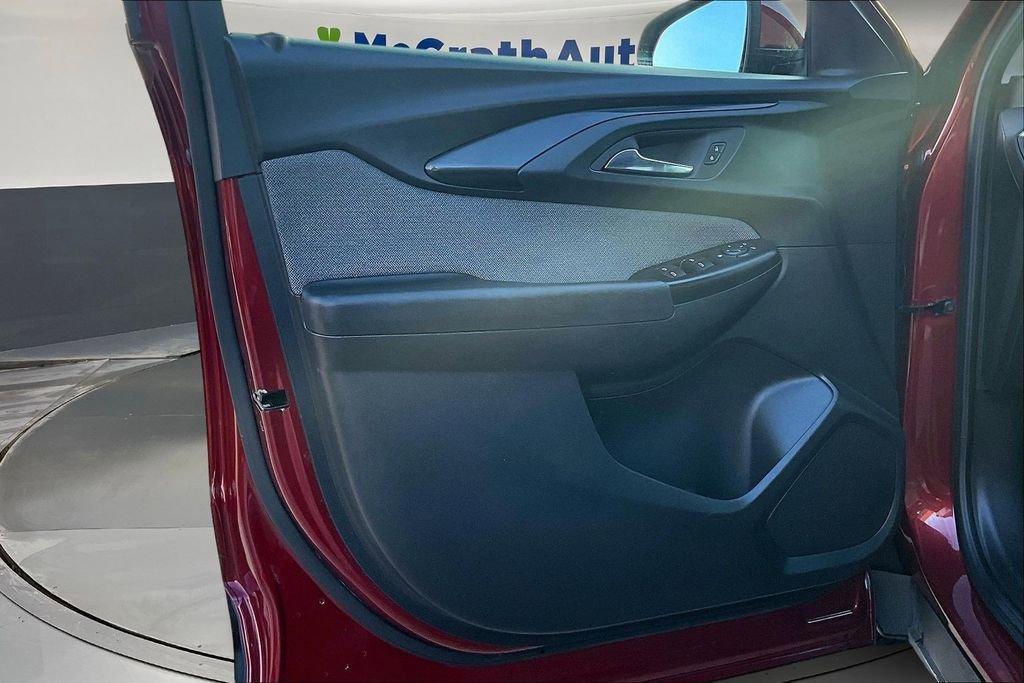 Used 2022 Chevrolet TrailBlazer LT w/ Convenience Package image 18