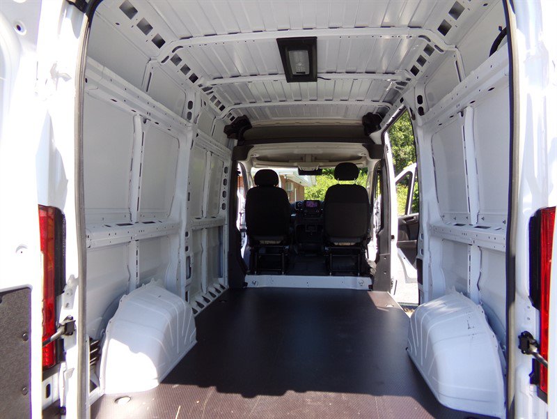 Used 2024 RAM ProMaster 3500 w/ Quick Order Package 22G SLT FWD image 21
