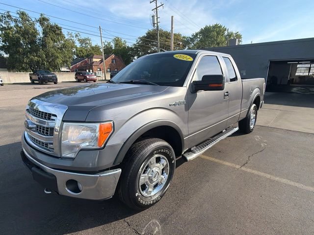 Used 2014 Ford F150 XLT w/ Equipment Group 302A Luxury AWD/4WD image 8