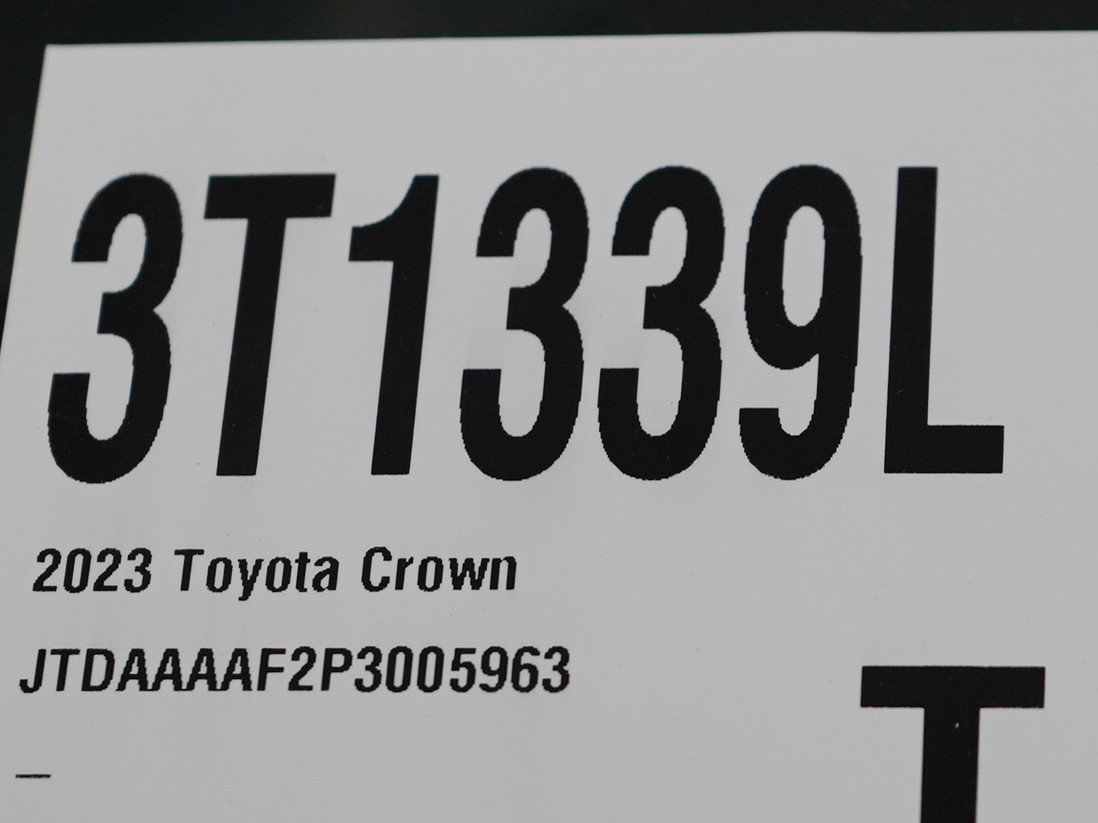 Used 2023 Toyota Crown AWD/4WD image 31