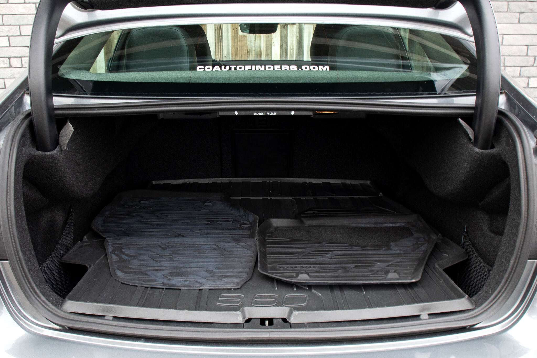 Used 2016 Volvo S60 T5 Cross Country Platinum w/ Protection Package image 29