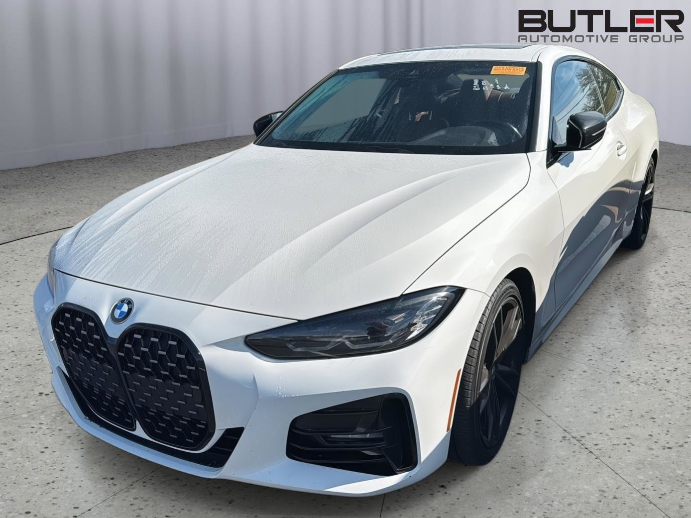 Used 2022 BMW 430i xDrive Coupe w/ M Sport Package image 9