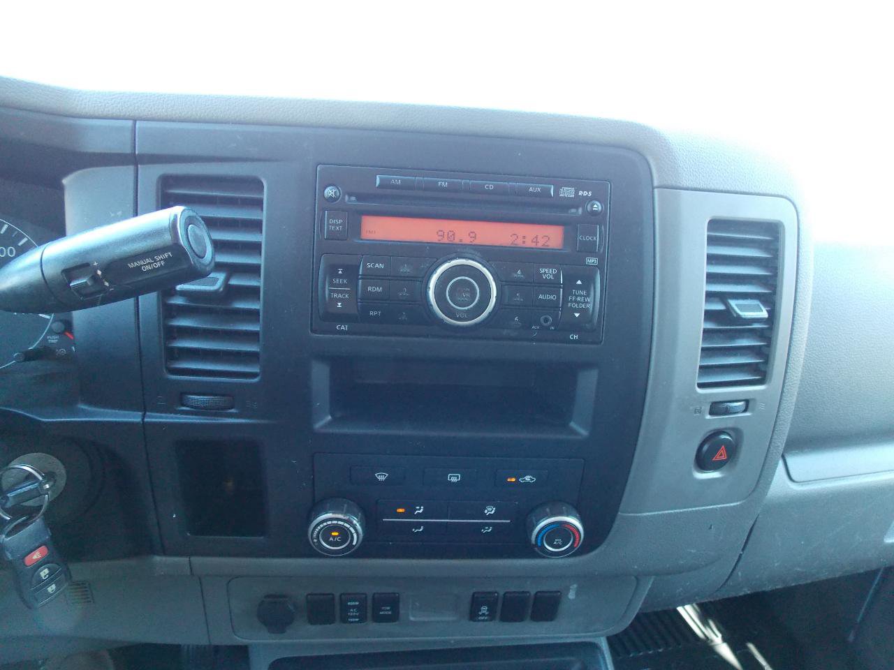 Used 2016 Nissan NV 3500 SV image 9