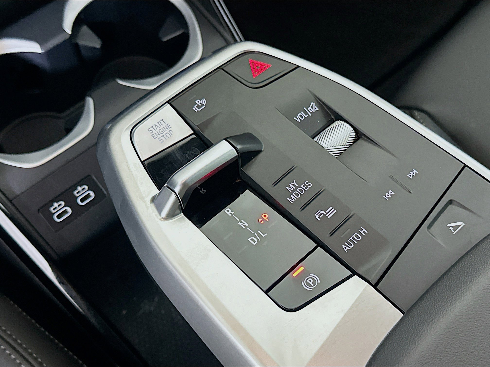 Used 2025 BMW X2 xDrive28i image 25