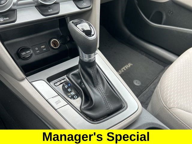 Used 2019 Hyundai Elantra SE image 26