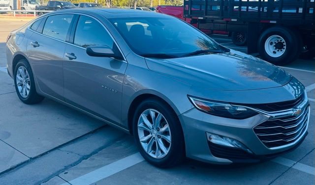 Used 2023 Chevrolet Malibu LT image 1