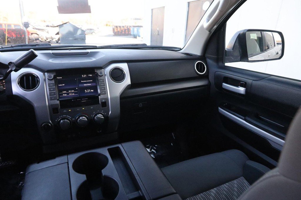 Used 2020 Toyota Tundra SR5 image 28