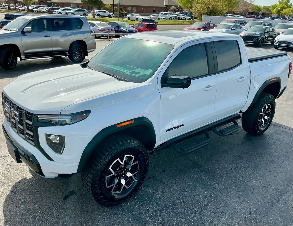 Used 2024 GMC Canyon AT4X image 4