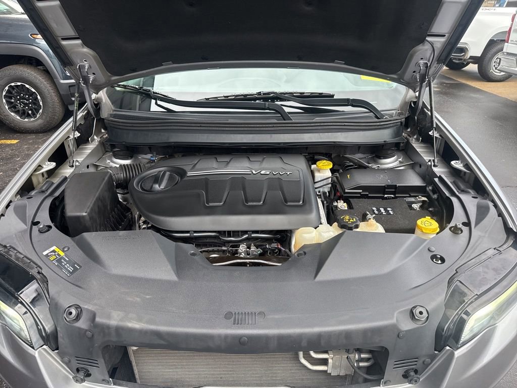 Used 2019 Jeep Cherokee Limited image 31